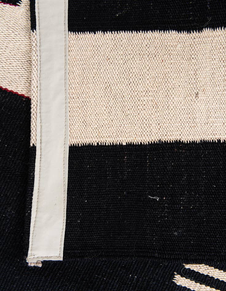 Detail image of  2' 8 x 9' 3  Hand Woven Kilim Modern Wool Runner Rug