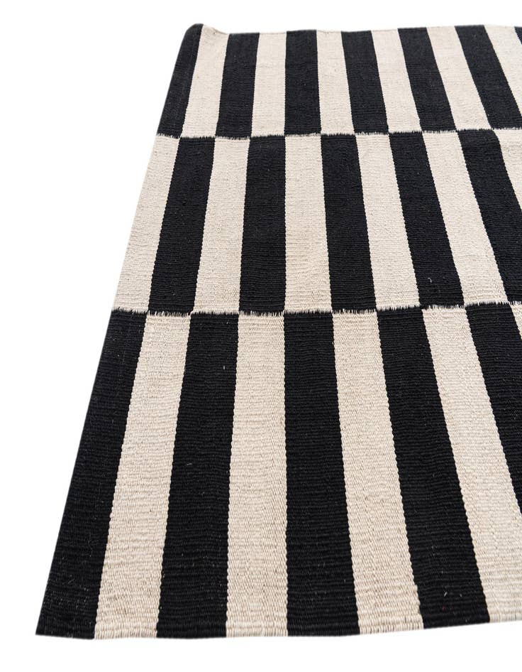 Detail image of  2' 8 x 9' 8  Hand Woven Kilim Modern Wool Runner Rug