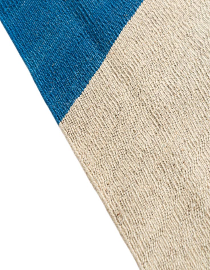 Detail image of  2' 9 x 8'  Hand Woven Kilim Modern Wool Runner Rug