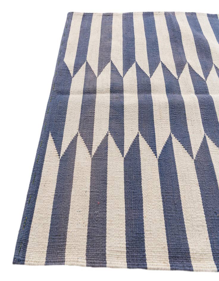 Detail image of  2' 8 x 9' 8  Hand Woven Kilim Modern Wool Runner Rug