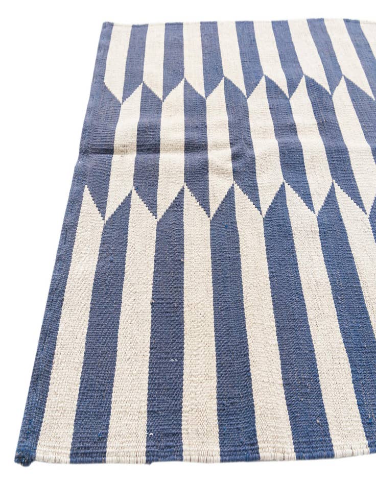 Detail image of  2' 8 x 9' 8  Hand Woven Kilim Modern Wool Runner Rug