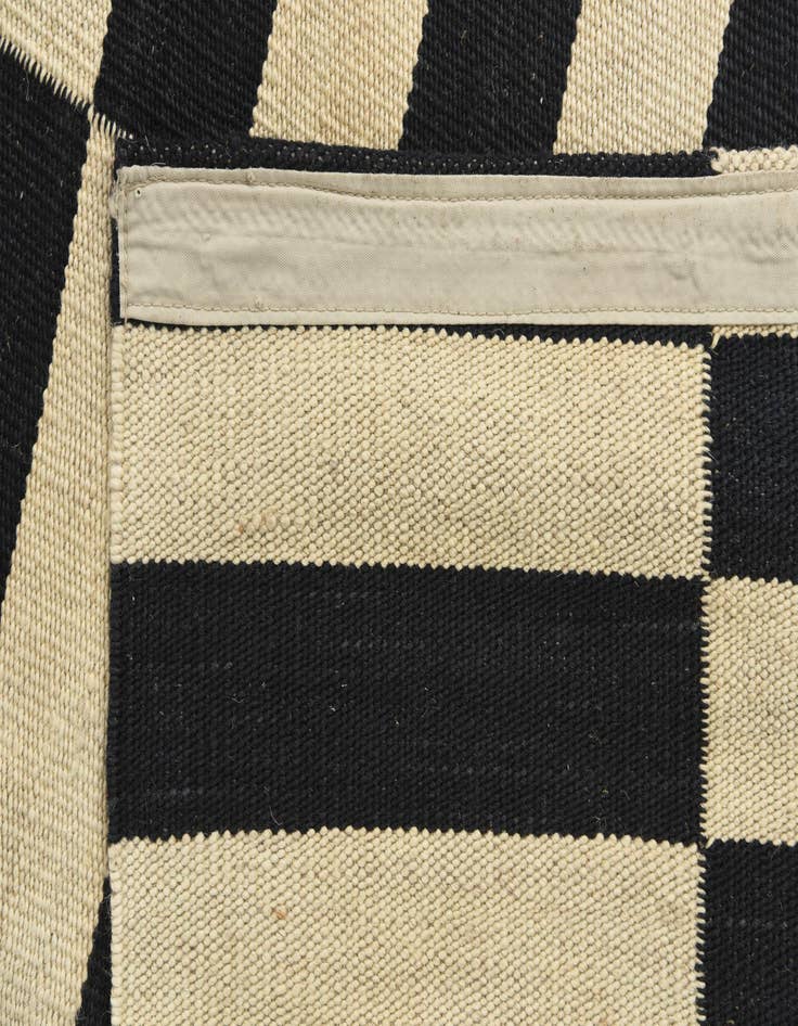 Detail image of  2' 8 x 9' 9  Hand Woven Kilim Modern Wool Runner Rug
