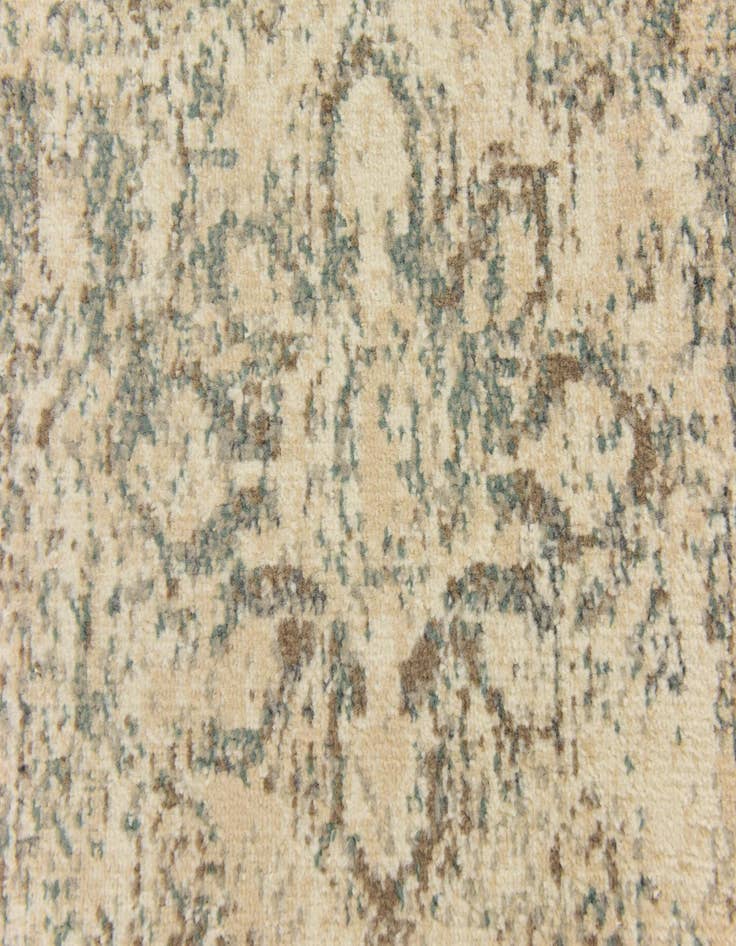 Detail image of  2' 6 x 10' Mojave Runner Rug