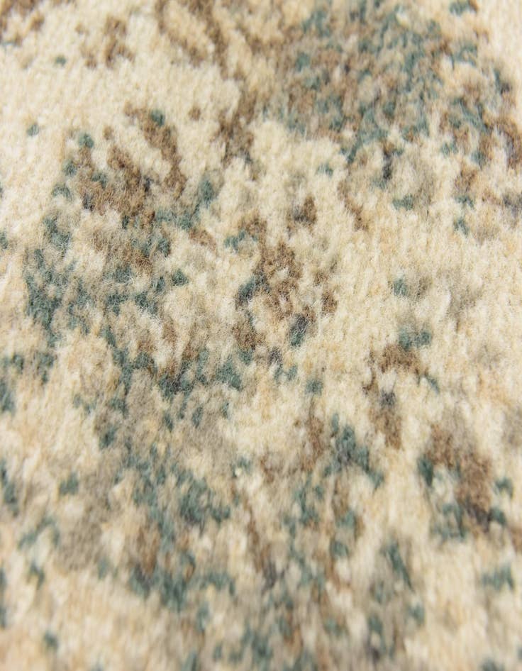 Detail image of  2' 6 x 10' Mojave Runner Rug