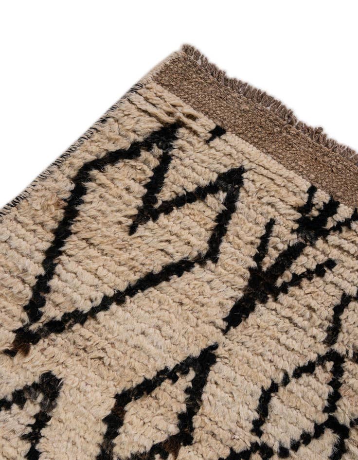 Detail image of  3' 5 x 16' 6  Hand Knotted Moroccan Wool Runner Rug