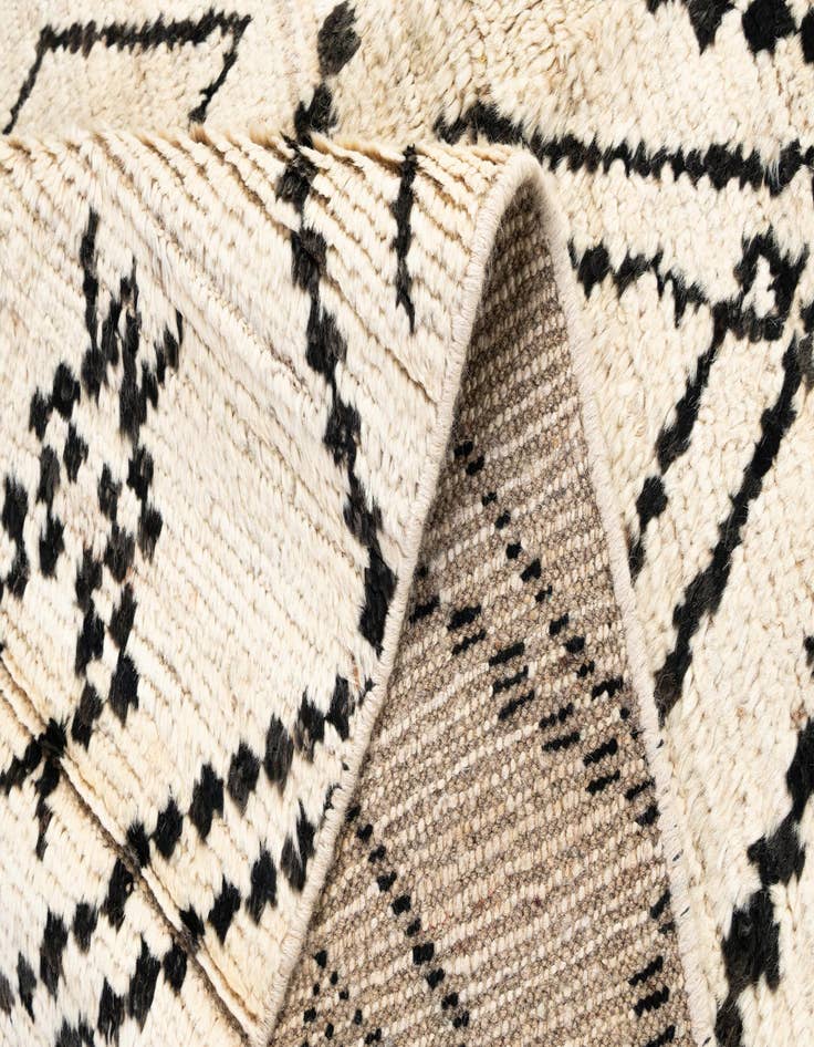 Detail image of  3' 1 x 15' 10  Hand Knotted Moroccan Wool Runner Rug