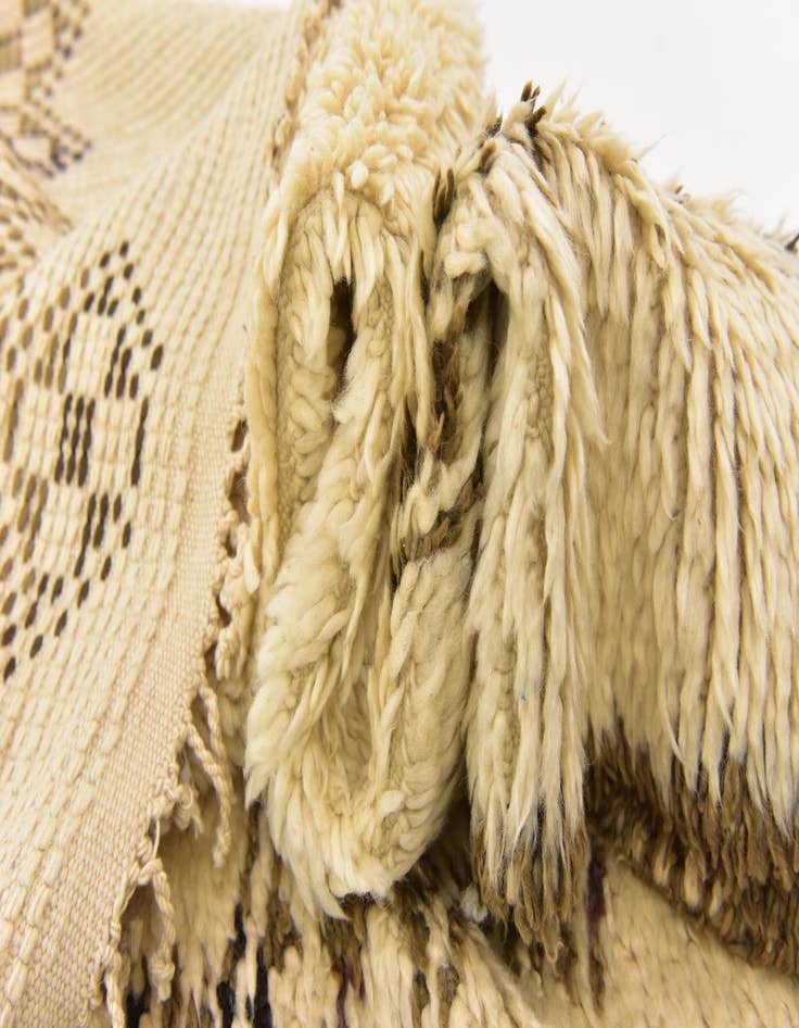 Detail image of  4' 6 x 8' 2  Hand Knotted Moroccan Wool Runner Rug