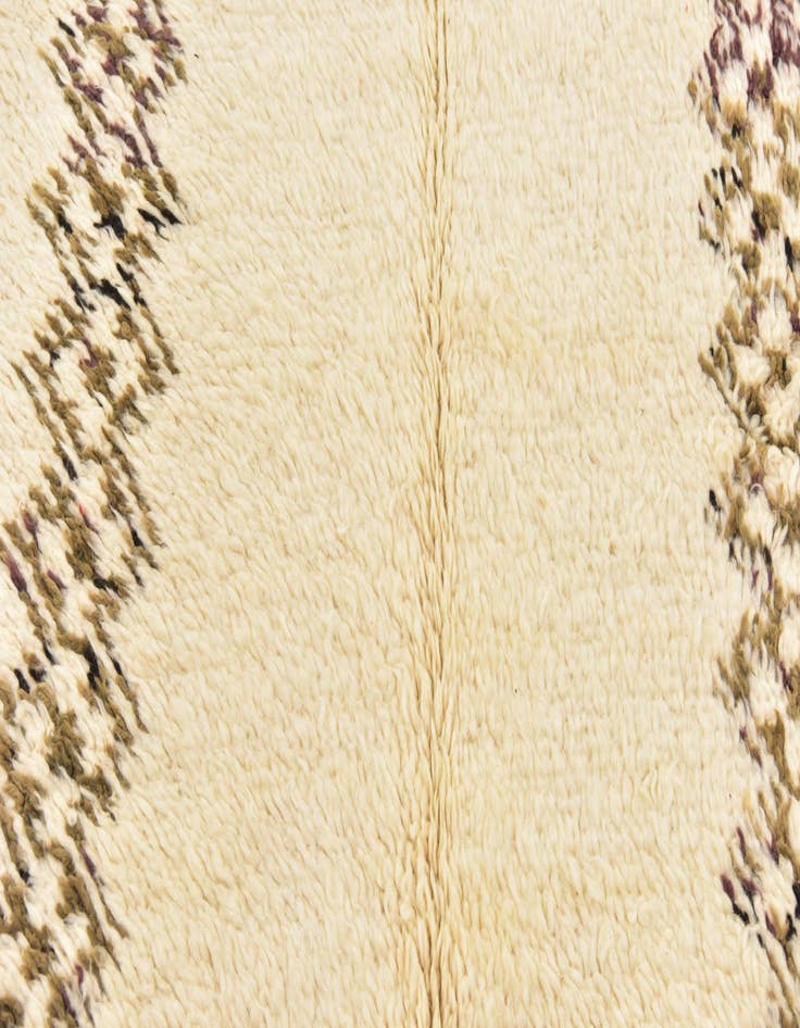 Detail image of  4' 6 x 8' 2  Hand Knotted Moroccan Wool Runner Rug