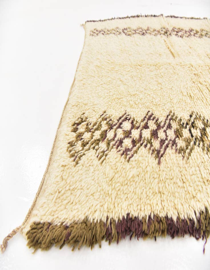 Detail image of  4' 6 x 8' 2  Hand Knotted Moroccan Wool Runner Rug