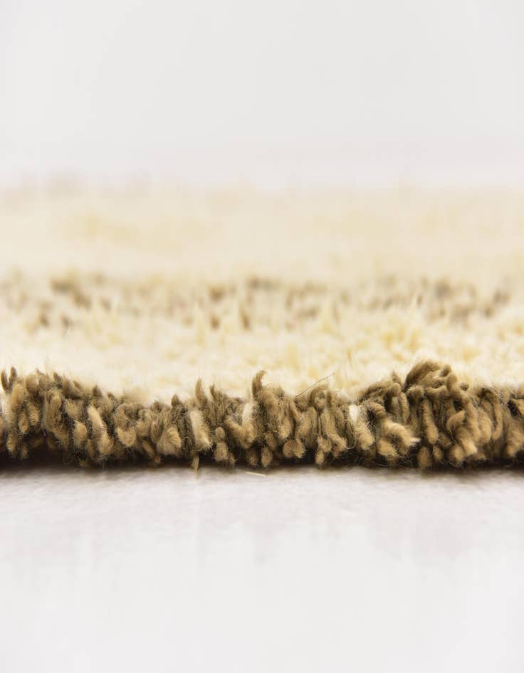 Detail image of  4' 6 x 8' 2  Hand Knotted Moroccan Wool Runner Rug