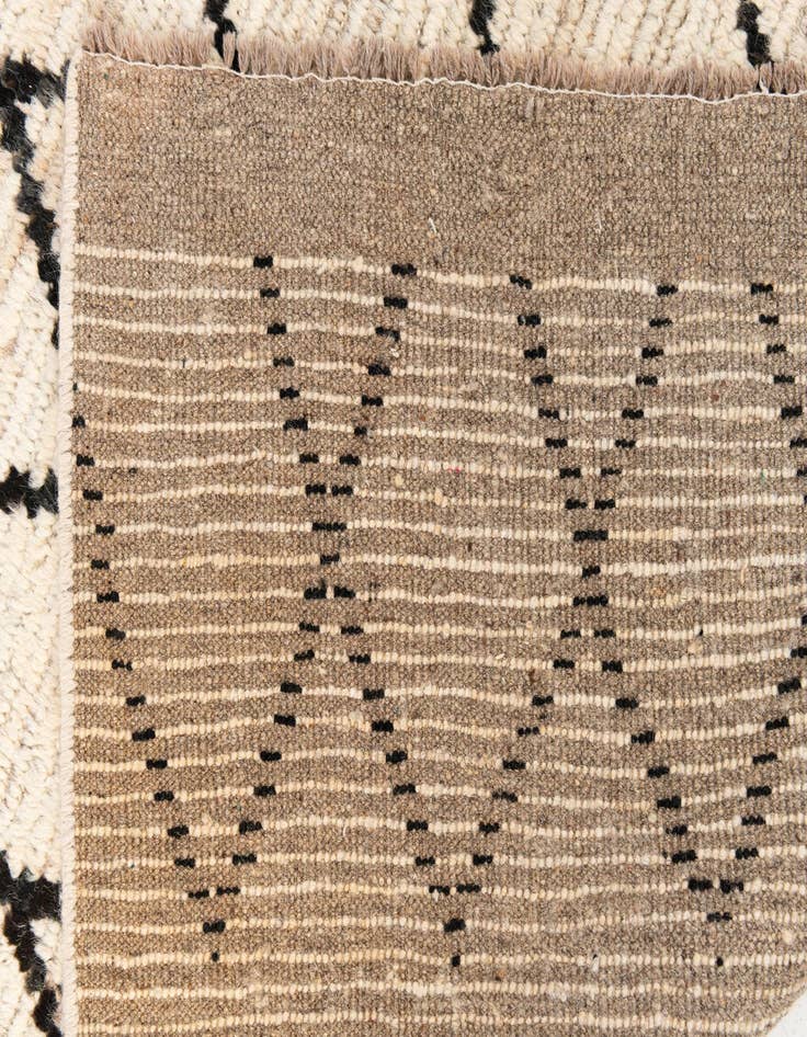 Detail image of  4' 4 x 14' 10  Hand Knotted Moroccan Wool Runner Rug