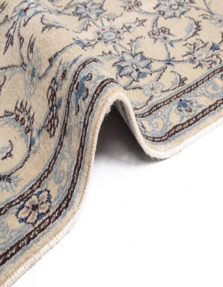 Detail image of  2' 2 x 10' Nain Wool Runner Rug