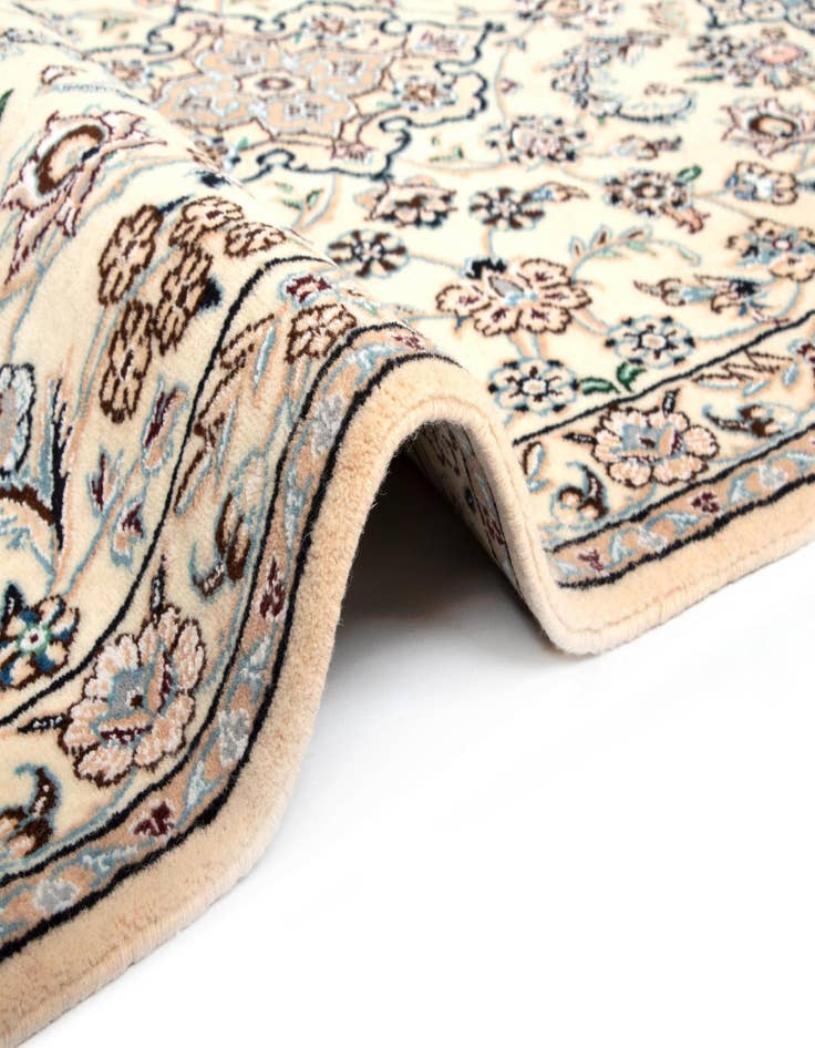 Detail image of  3' 1 x 14' 4 Nain Wool Runner Rug