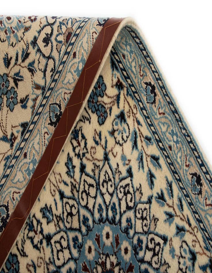 Detail image of  2' 7 x 12' 4 Nain Wool Runner Rug