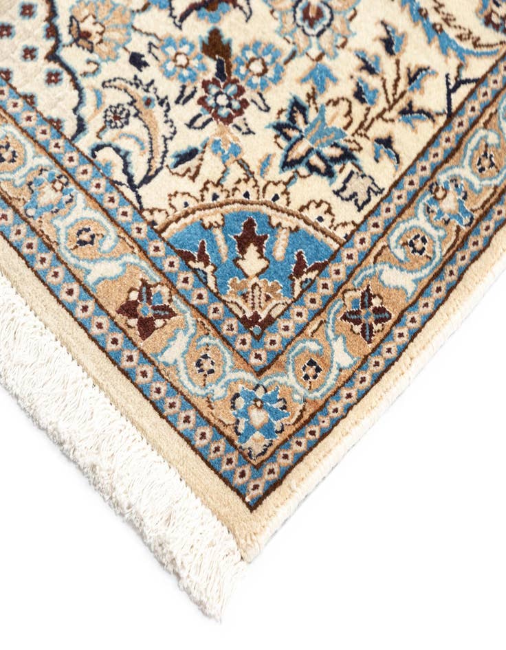 Detail image of  2' 11 x 9' 11 Nain Runner Rug