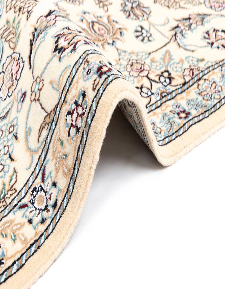 Detail image of  2' 11 x 11' Nain Runner Rug