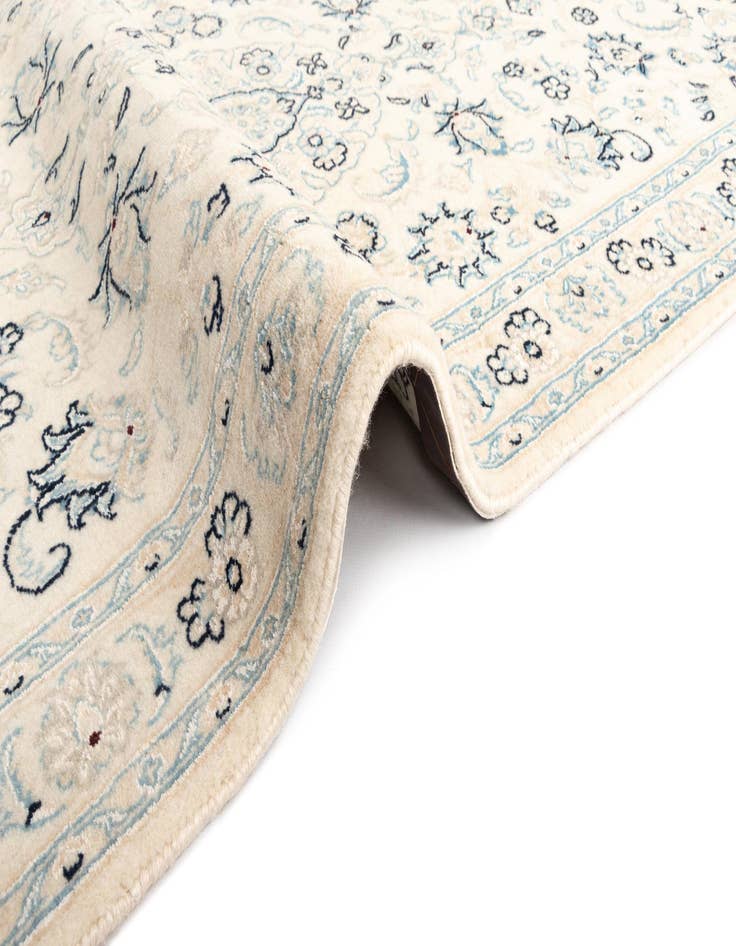 Detail image of  2' 11 x 12' 11 Nain Wool Runner Rug