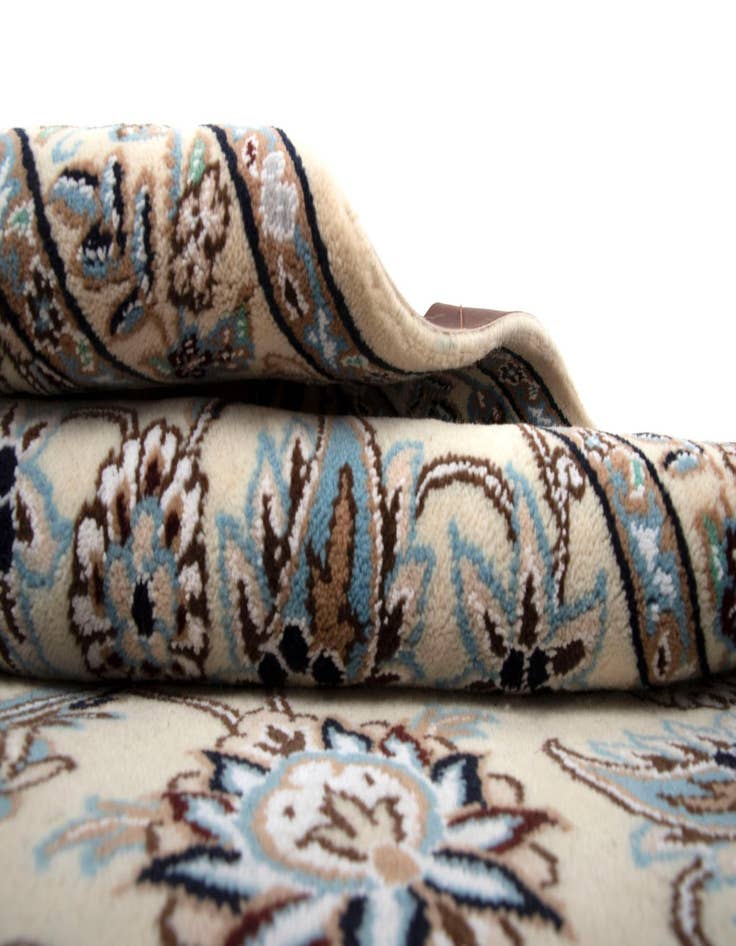 Detail image of 2' 11 x 12' 7 Hand Knotted Nain Persian Wool Runner Rug