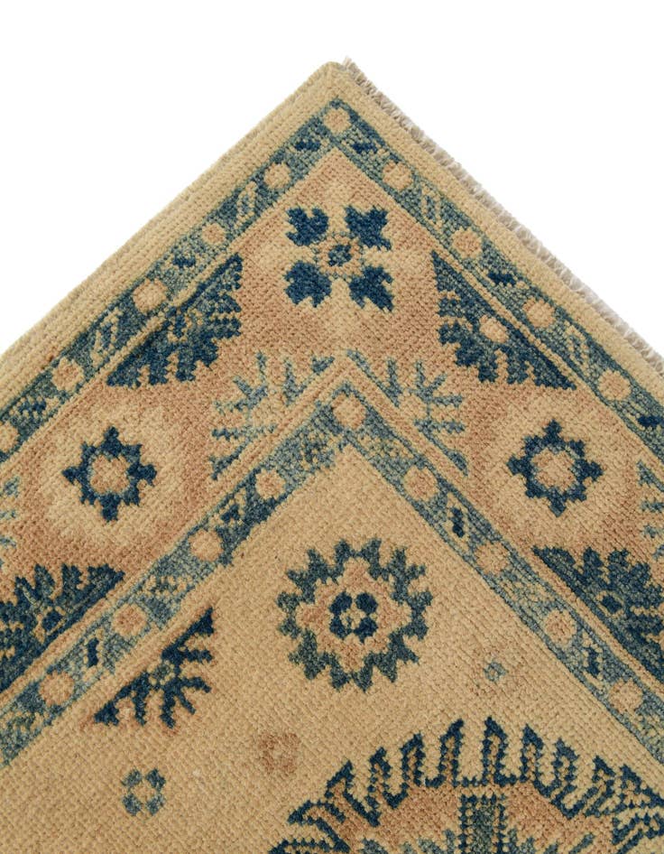Detail image of  2' 8 x 6' 4  Hand Knotted Oushak Wool Runner Rug