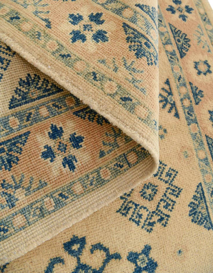 Detail image of  2' 8 x 6' 4  Hand Knotted Oushak Wool Runner Rug