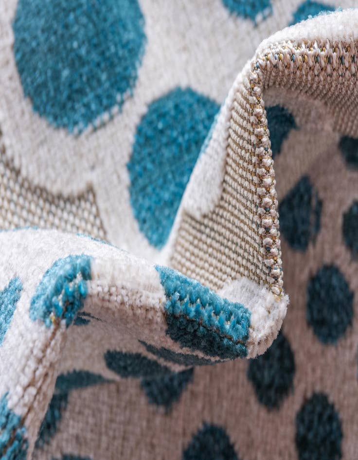 Detail image of  2' x 6'  Washable Modern Indoor / Outdoor Runner Rug