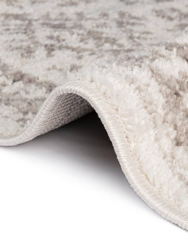 Detail image of  2' x 5' 3 Oxford Runner Rug