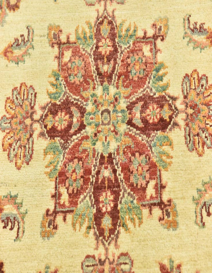 Detail image of  2' 8 x 9' 9  Hand Knotted Peshawar Ziegler Runner Rug