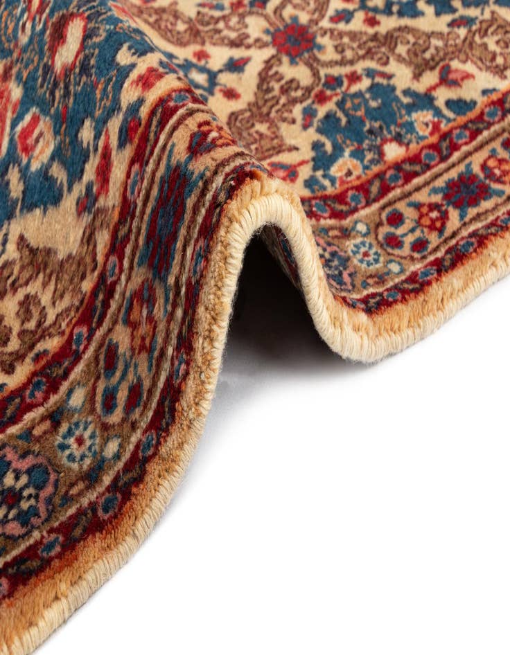 Detail image of  3' 3 x 9' 11 Tabriz Wool Runner Rug