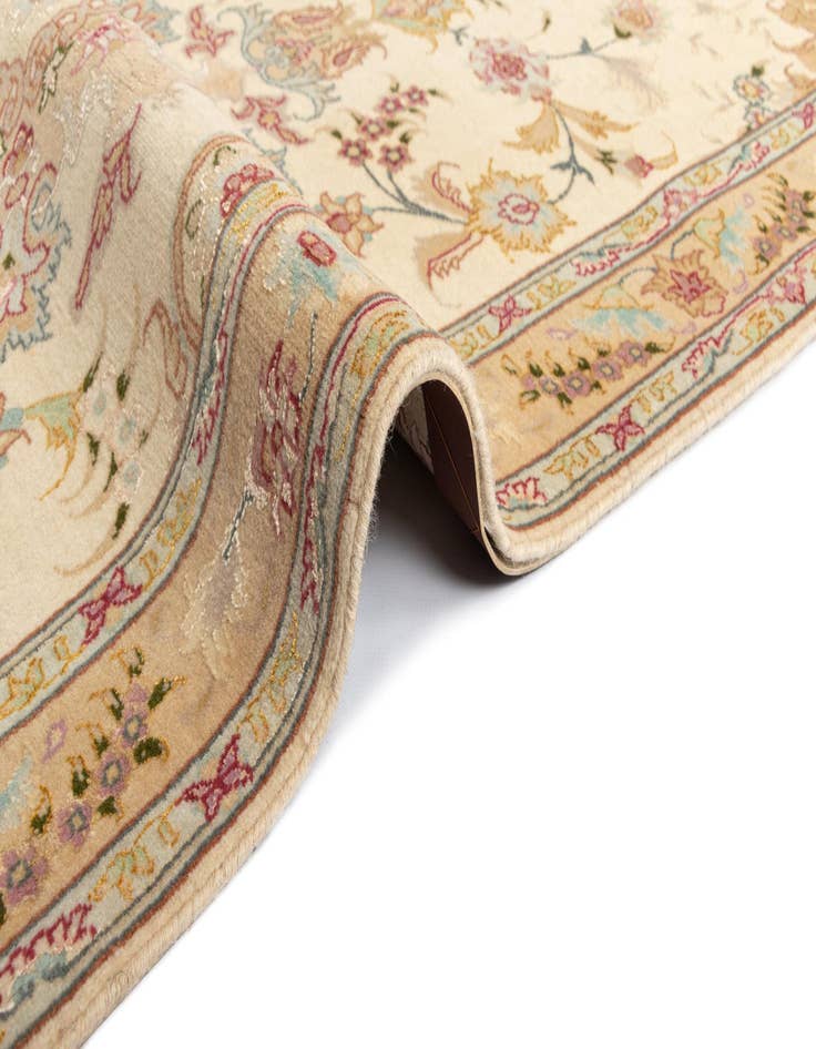 Detail image of  2' 8 x 6' 9 Tabriz Runner Rug