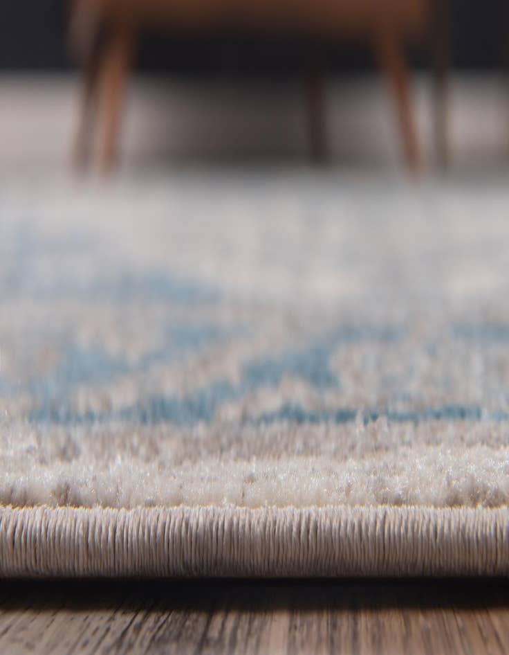 Detail image of  2' x 6' Viola Runner Rug