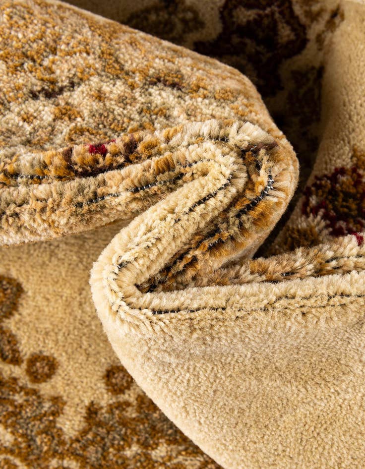 Detail image of  7' 10 x 7' 10 Chateau Square Rug