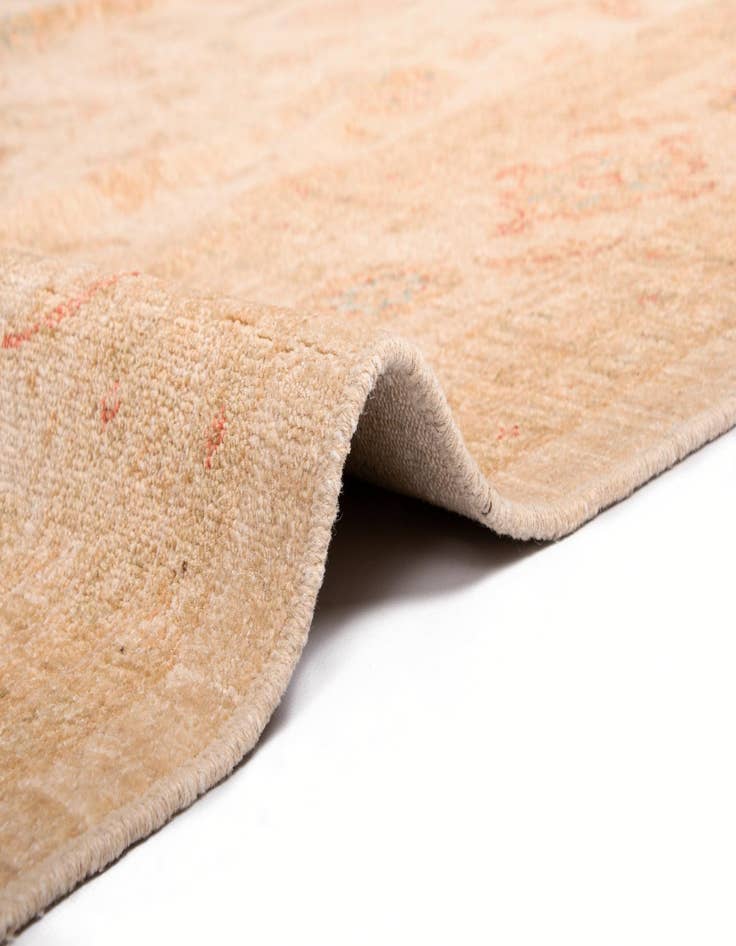 Detail image of  9' 7 x 9' 9 Kaizar Wool Square Rug