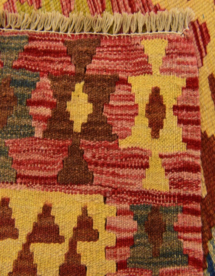 Detail image of  3' 2 x 3' 4  Hand Woven Kilim Maymana Wool Square Rug
