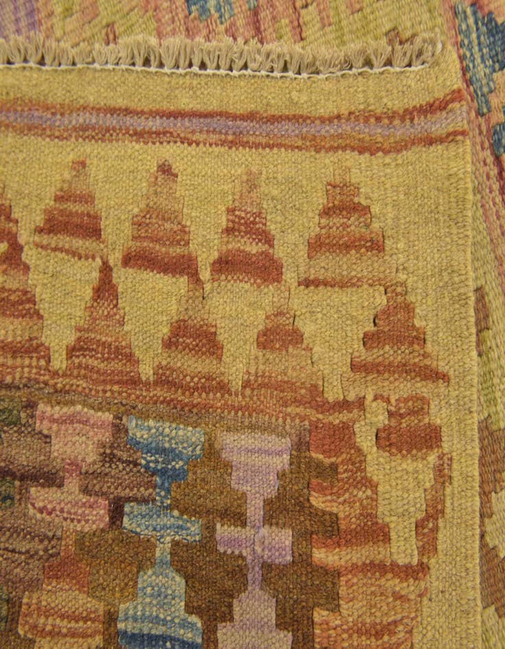 Detail image of  2' 10 x 3' 7  Hand Woven Kilim Maymana Wool Square Rug