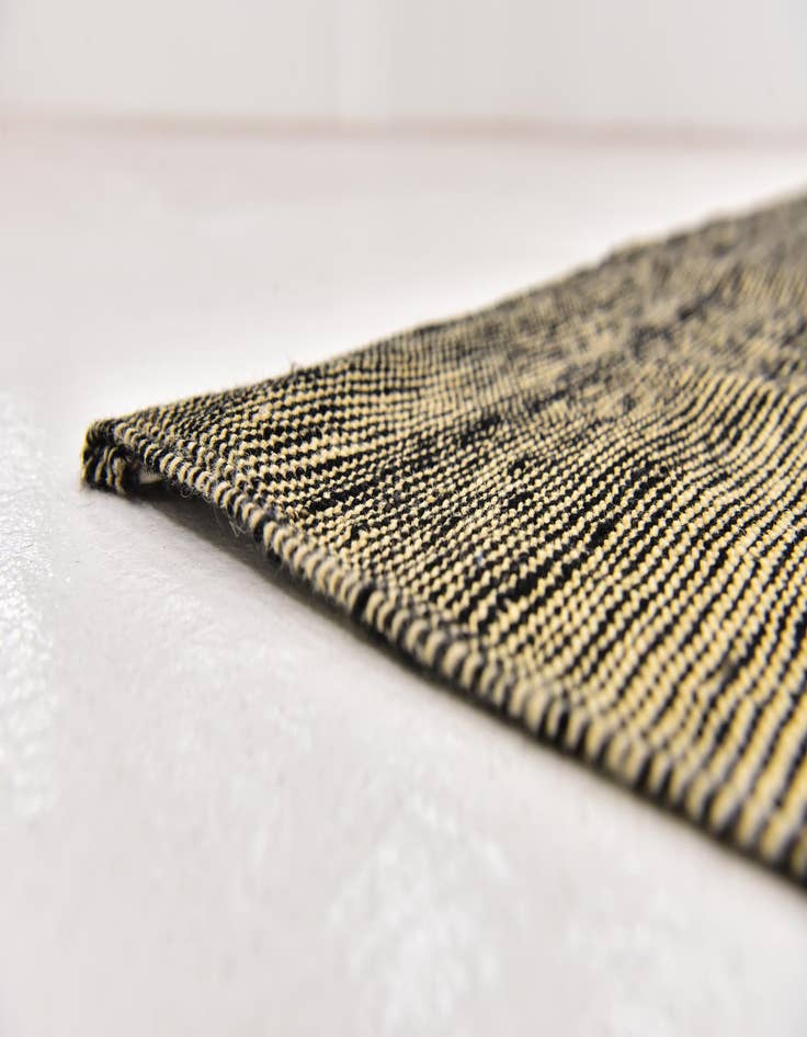 Detail image of  6' x 7' 6  Hand Woven Kilim Modern Wool Square Rug