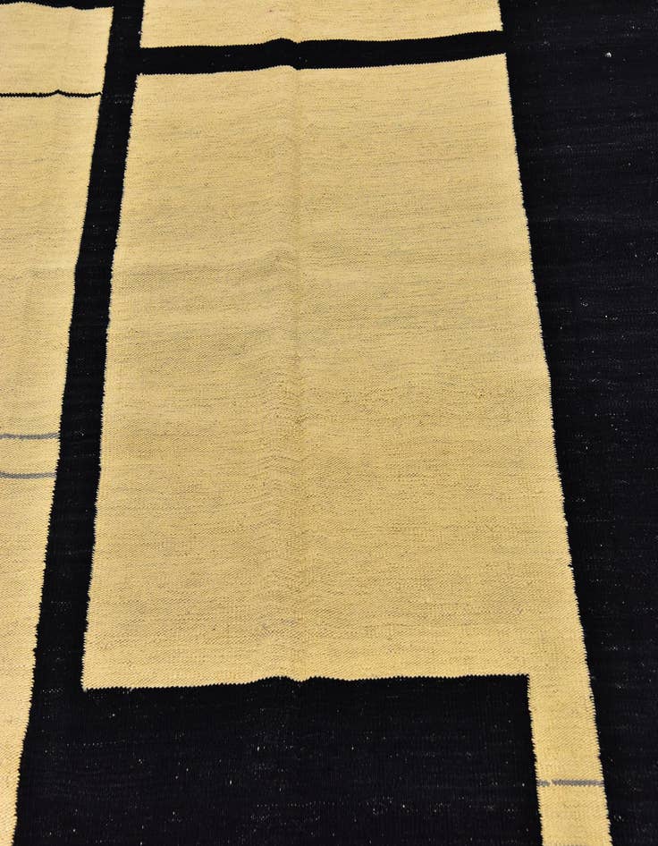 Detail image of  6' x 7'  Hand Woven Kilim Modern Wool Square Rug