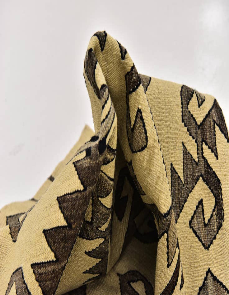 Detail image of  6' 4 x 7' 6  Hand Woven Kilim Modern Wool Square Rug