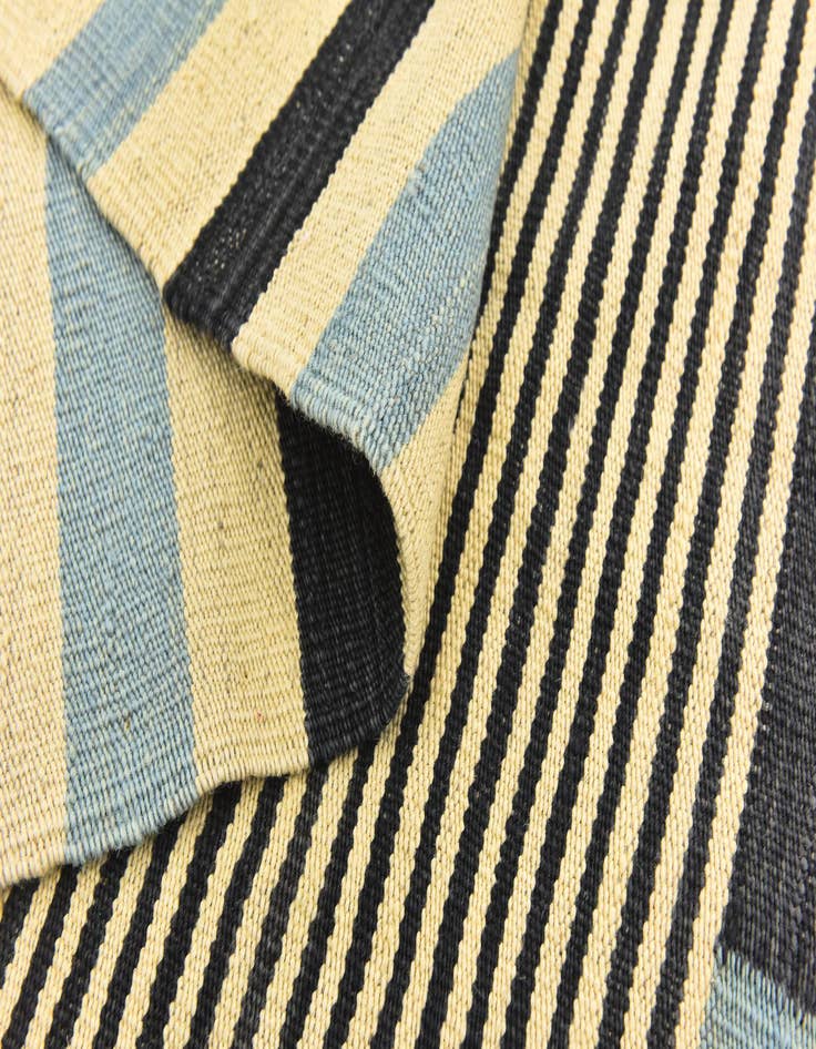 Detail image of  5' 6 x 6' 4  Hand Woven Kilim Modern Wool Square Rug