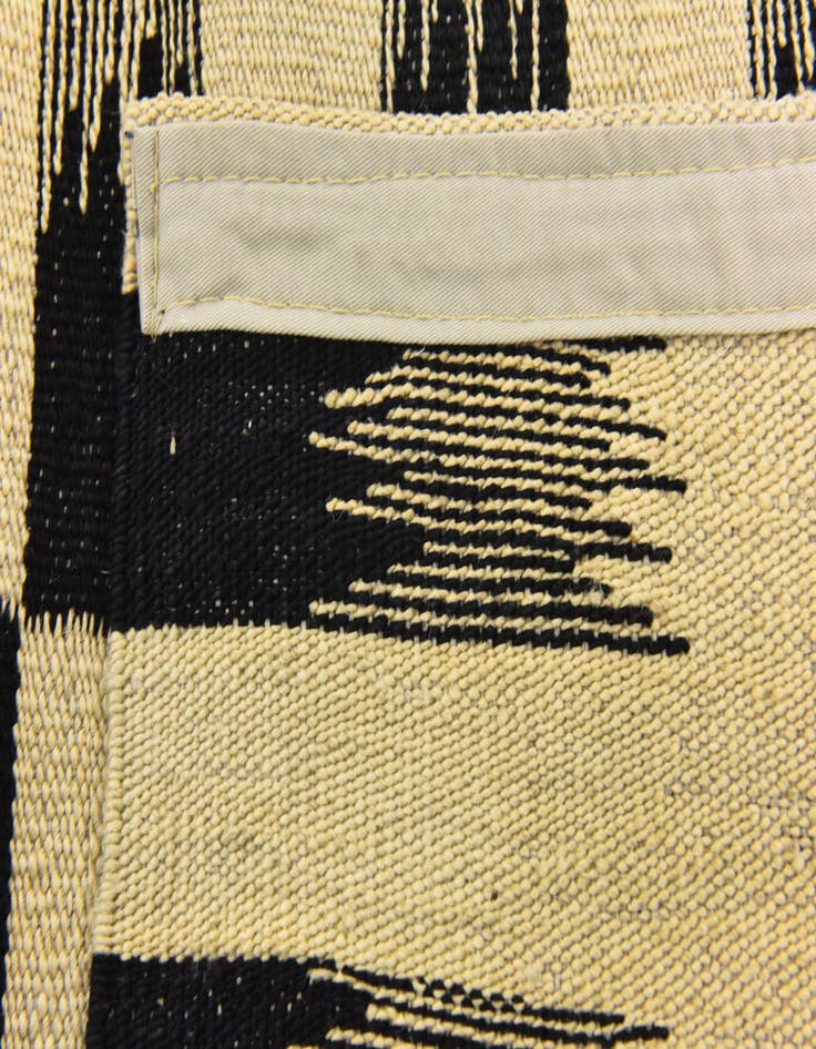 Detail image of  6' 2 x 7' 7  Hand Woven Kilim Modern Wool Square Rug