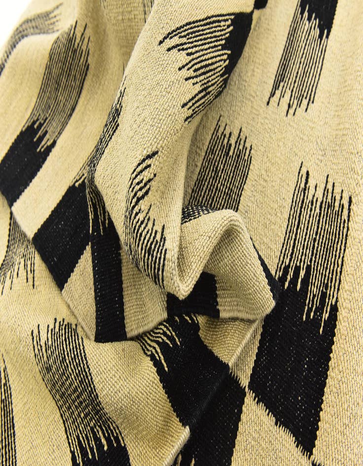 Detail image of  6' 2 x 7' 7  Hand Woven Kilim Modern Wool Square Rug