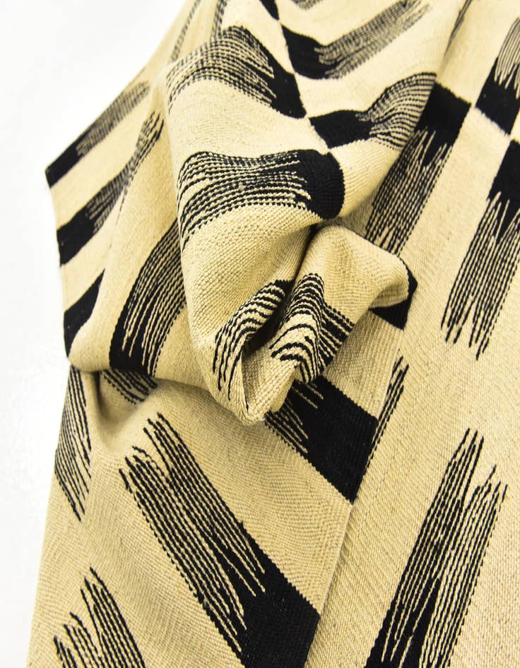 Detail image of  6' x 7'  Hand Woven Kilim Modern Wool Square Rug