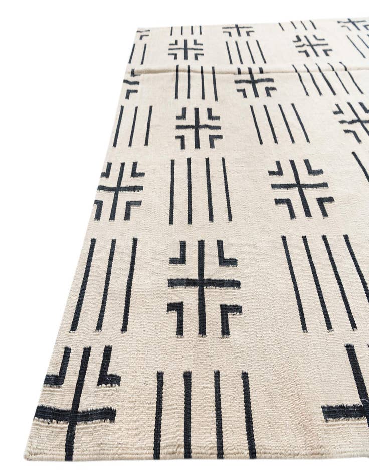 Detail image of  5' 3 x 6' 6  Hand Woven Kilim Modern Wool Square Rug