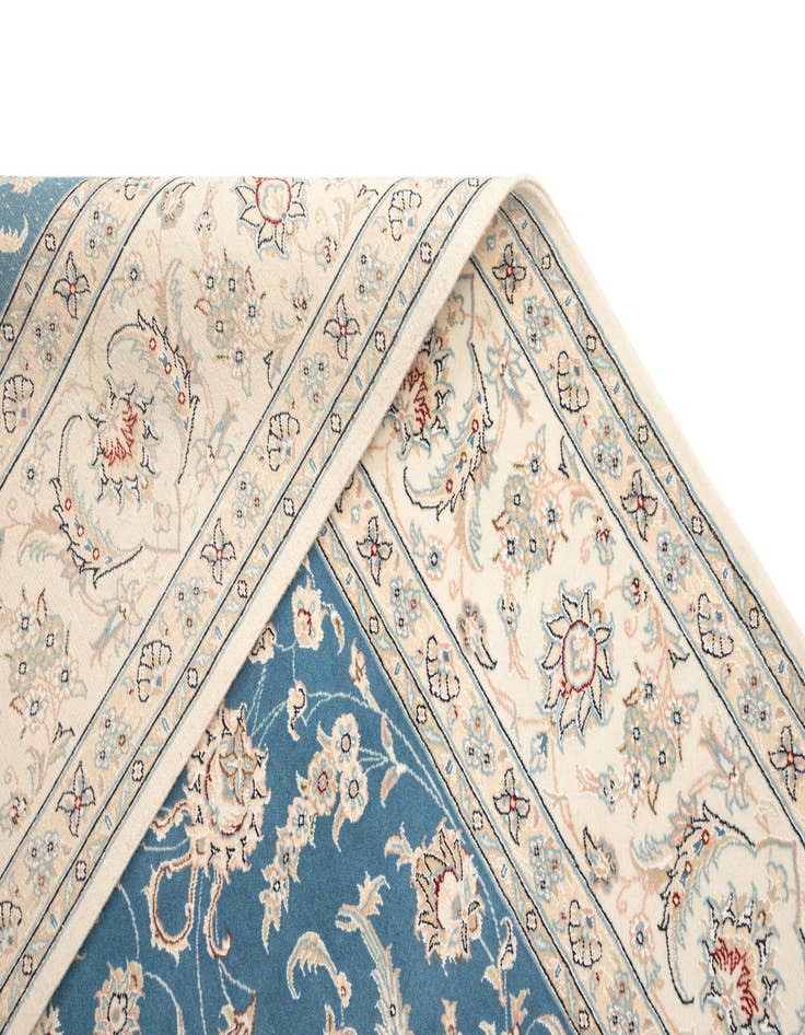 Detail image of  8' x 8' 1 Nain Square Rug