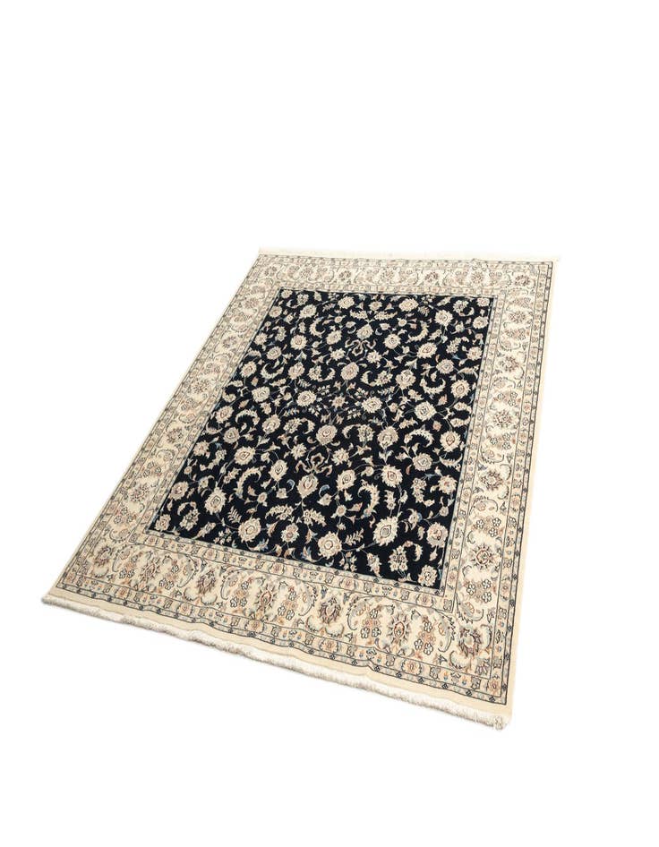 Detail image of  6' 6 x 6' 11 Nain Square Rug