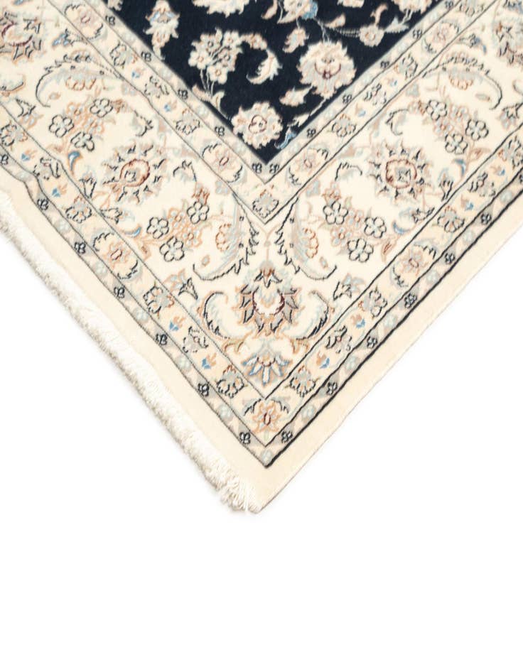 Detail image of  6' 6 x 6' 11 Nain Square Rug