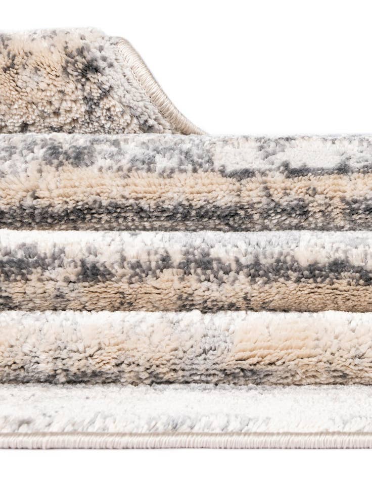 Detail image of  7' x 7' Oasis Square Rug