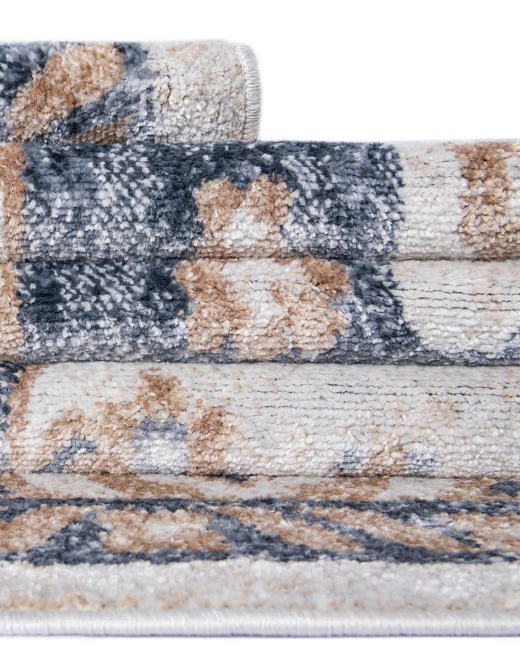 Detail image of  7' 10 x 7' 10 Oxford Square Rug