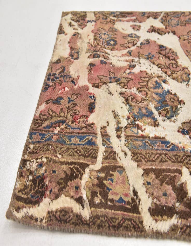 Detail image of  3' 3 x 3' 9  Hand Knotted Ultra Vintage Persian Wool Square Rug