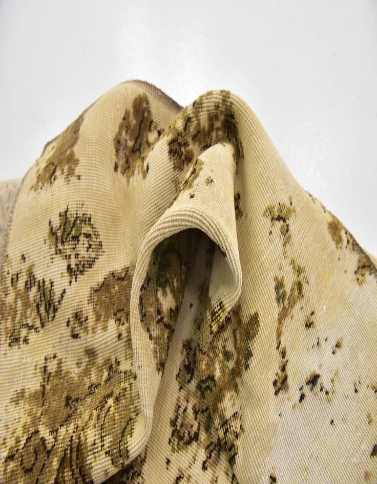 Detail image of  4' x 4' 2  Hand Knotted Ultra Vintage Persian Wool Square Rug