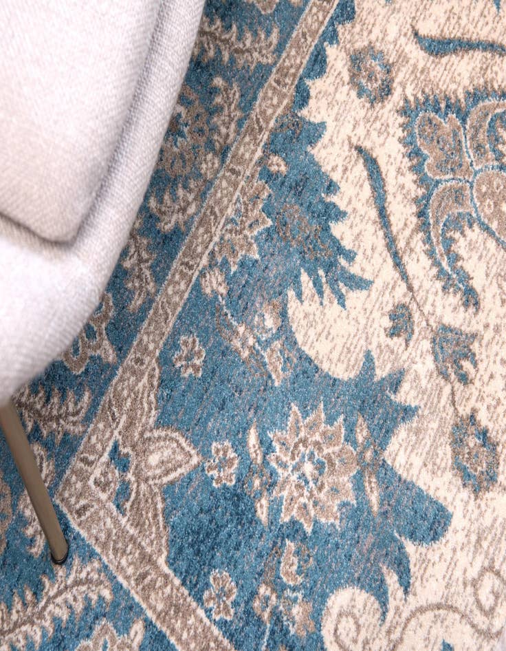 Detail image of  8' x 8' Viola Square Rug